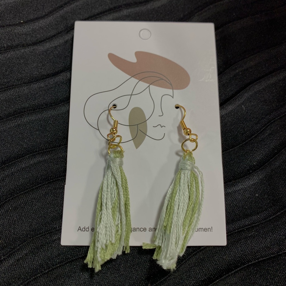 NWT Green 2Tone Tassel Earrings